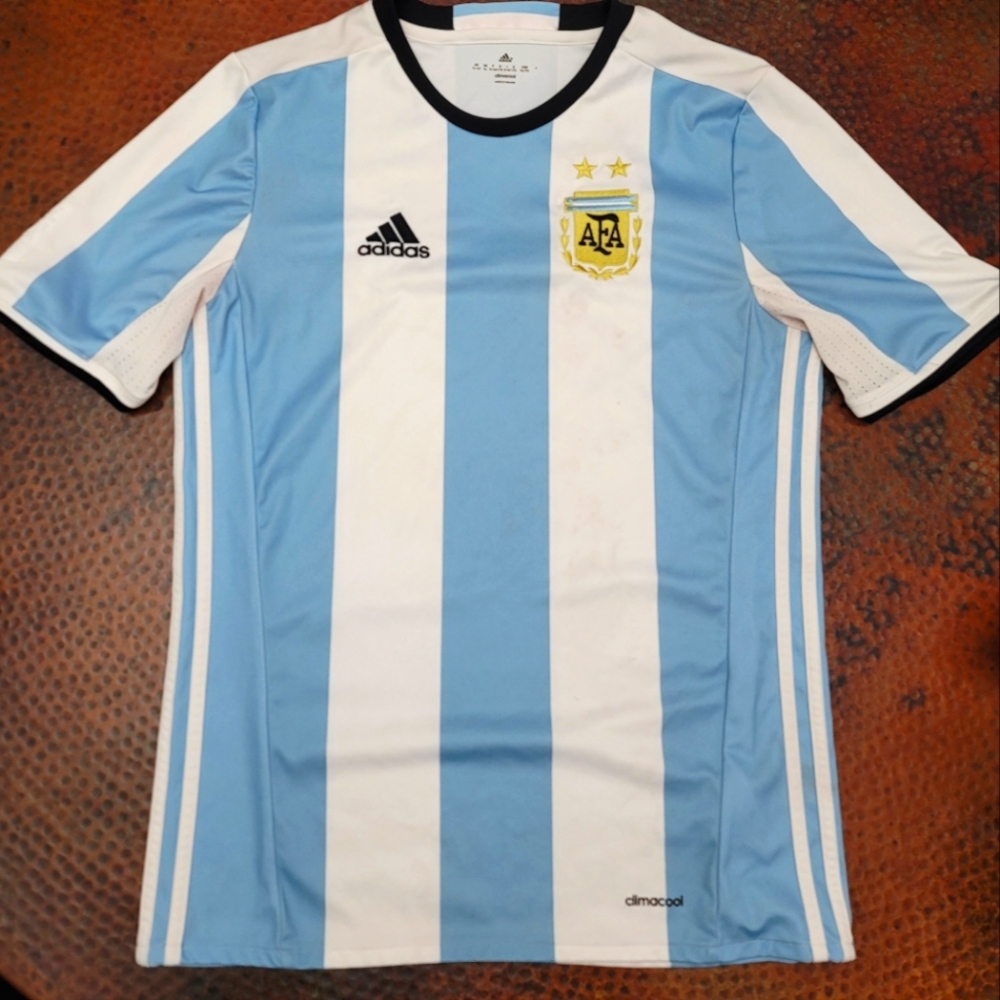 Kids Youth XL AUTHENTIC Adidas Argentina World Cup Jersey!! Messi (Sewn Logos!!)